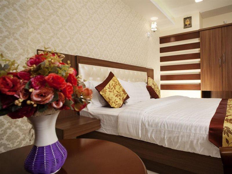 Hotel Mahalakshmi Residency Kollur Exteriér fotografie
