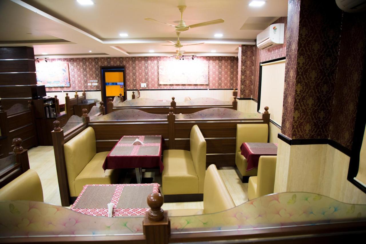 Hotel Mahalakshmi Residency Kollur Exteriér fotografie