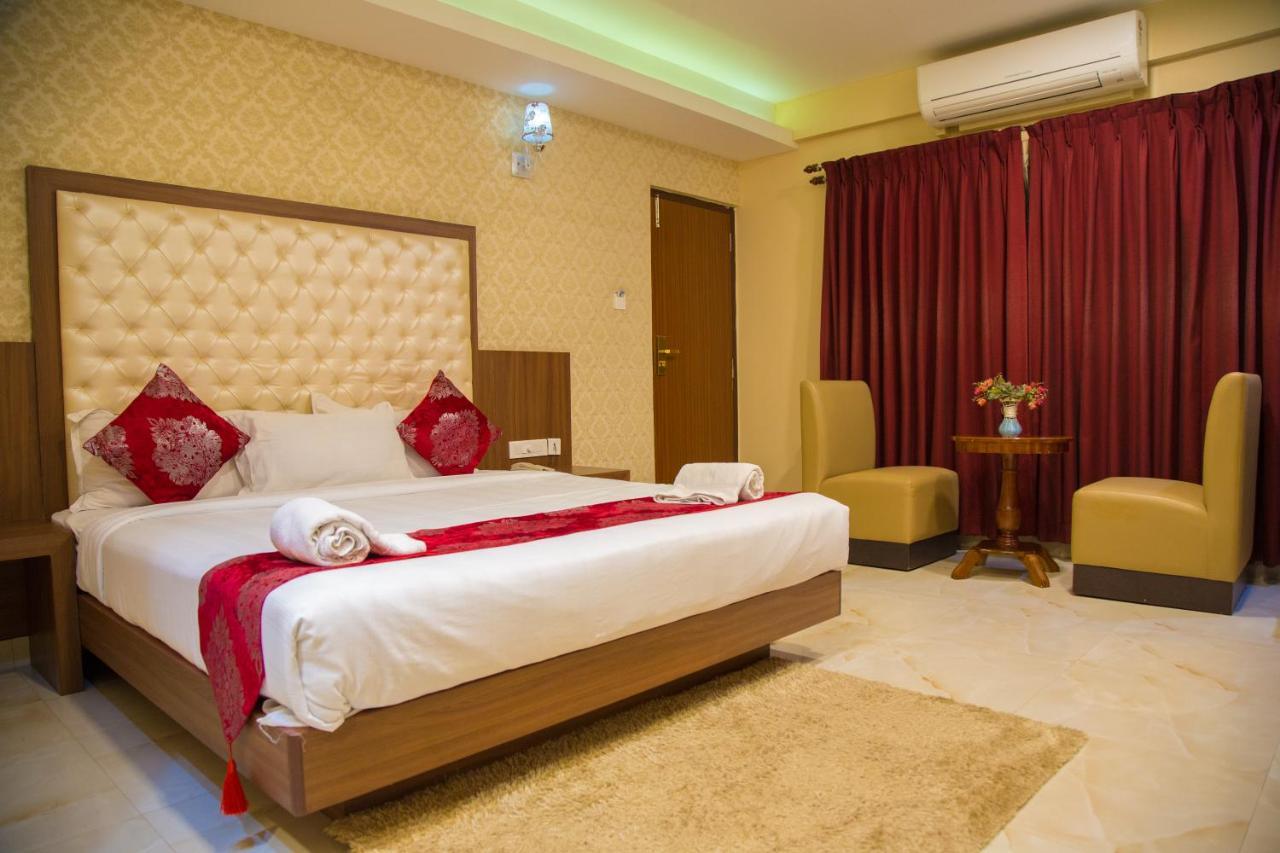 Hotel Mahalakshmi Residency Kollur Exteriér fotografie